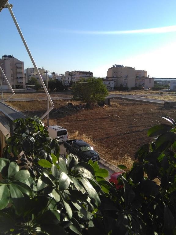 Apartment By The Airport Koropi Exterior foto